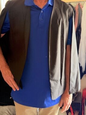 Classic Black Capelet Overlay NWOT